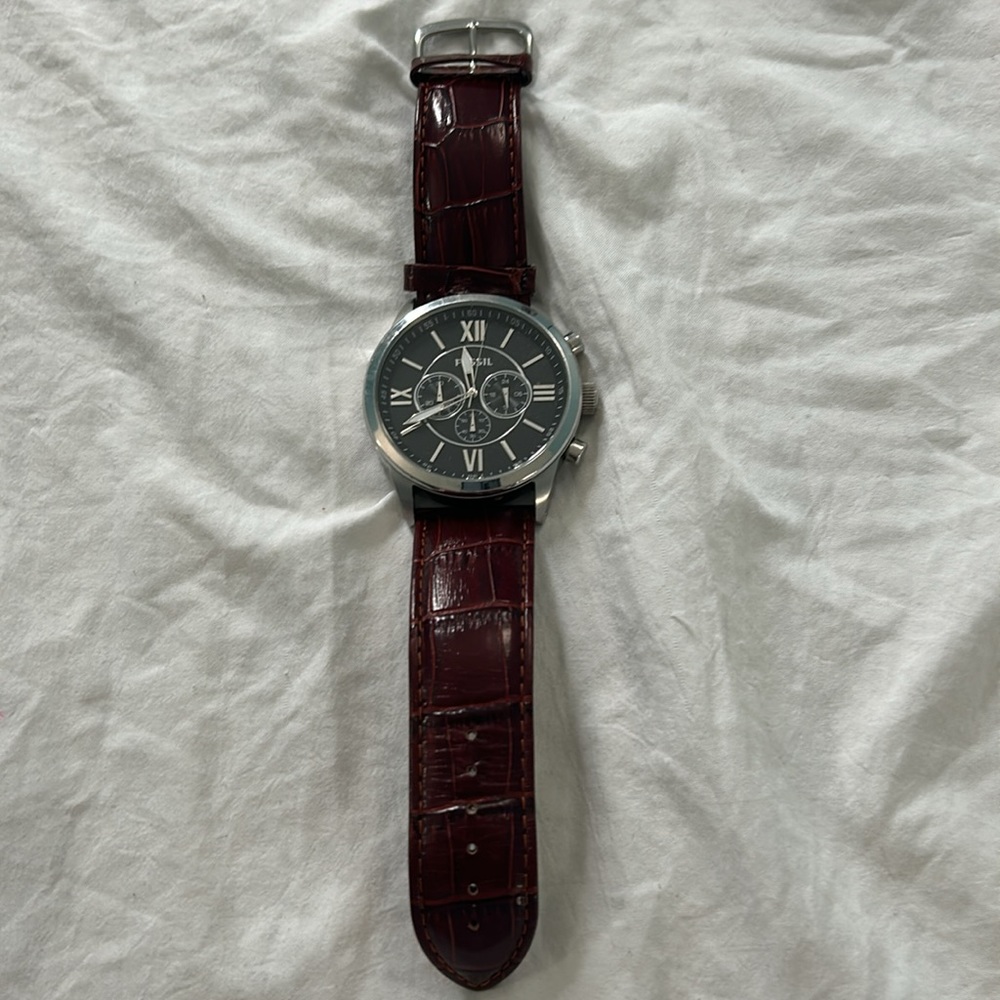 Fossil watch chronograph black dial alligator leather band - Picture 2 of 5